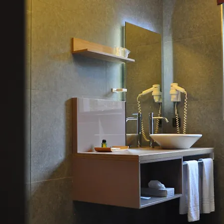 Les Terrasses De L'our Hotel Paliseul